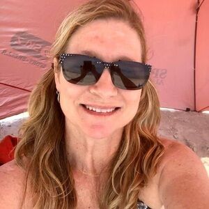 Meet your Posher, Shelly